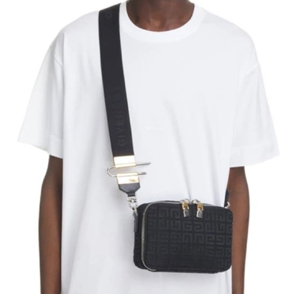 Men’s Givenchy Black Antigona U Camera Bag Like New